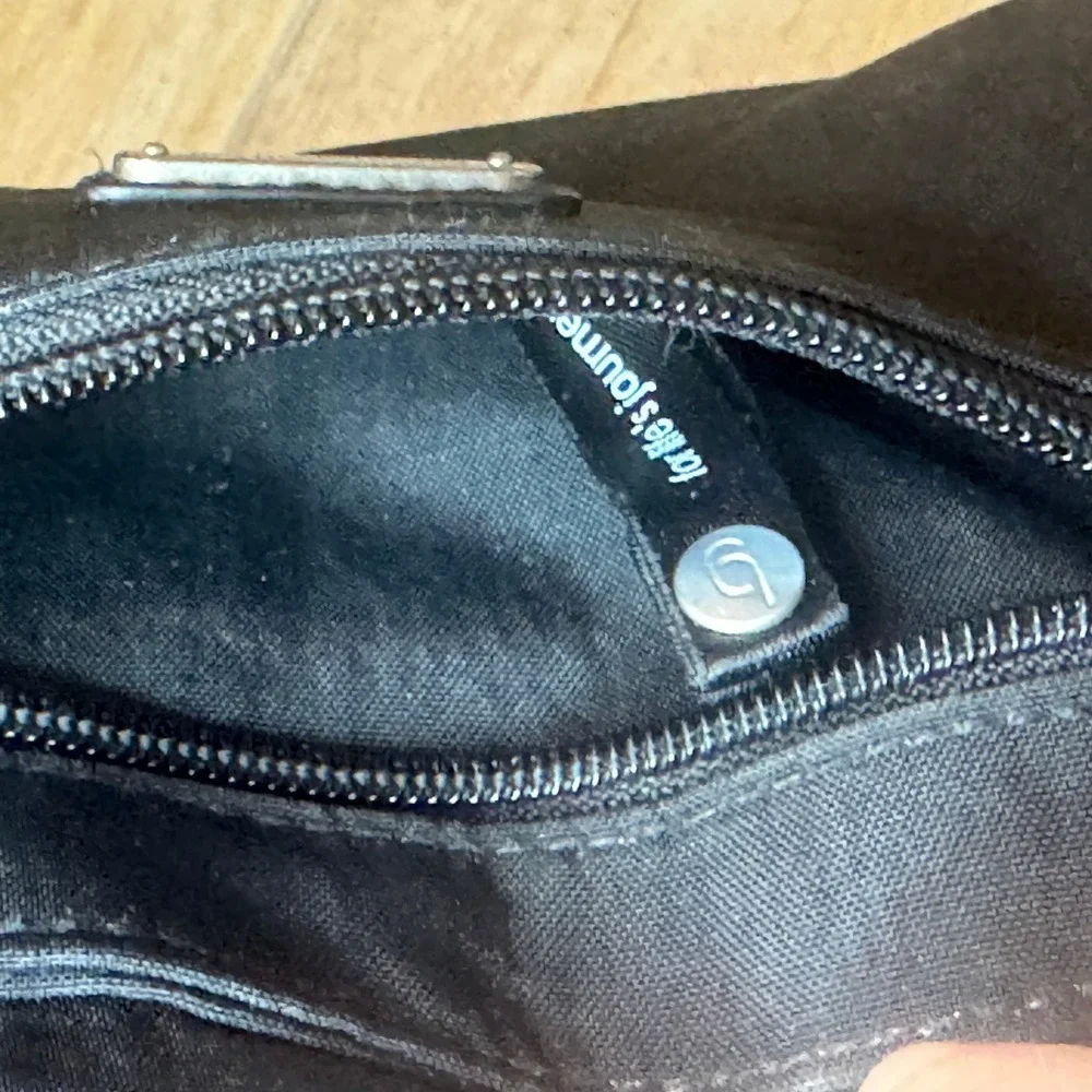 Baggallini Black Nylon Crossbody Bag Adjustable Strap Multi-Pocket Travel Purse‎